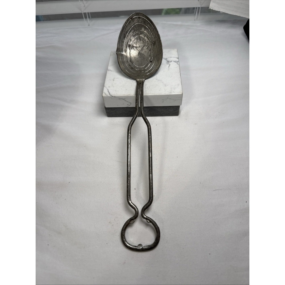 VTG Kitchen Utensil Large 11" Measuring Spoon Up To 2 TB. Bottle Opener In One